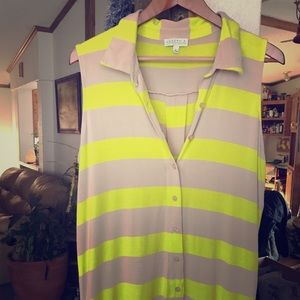 Joseph A. XLG sleeveless summer shirt! Super cute!